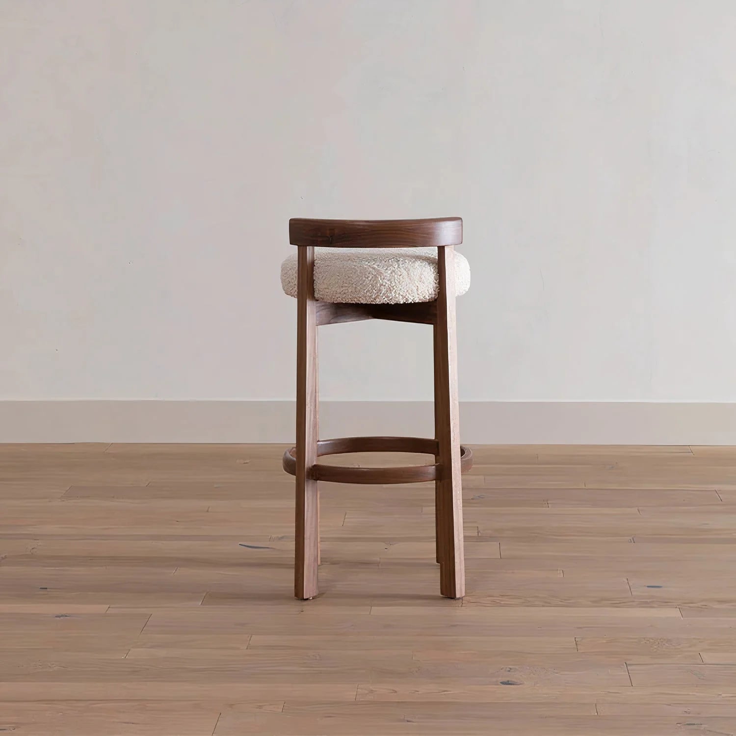 Kaitlyn Barstool
