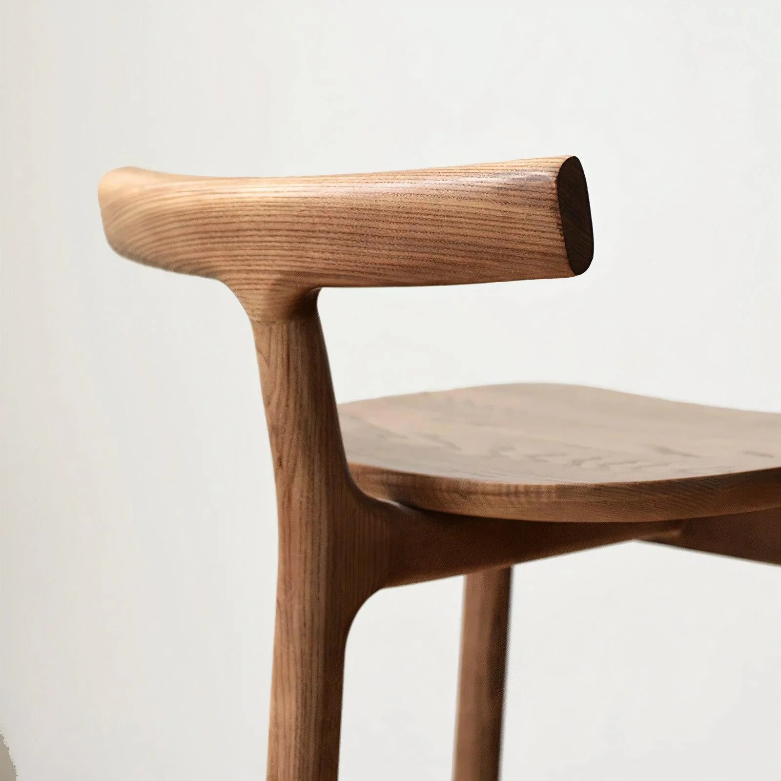 Lola Barstool