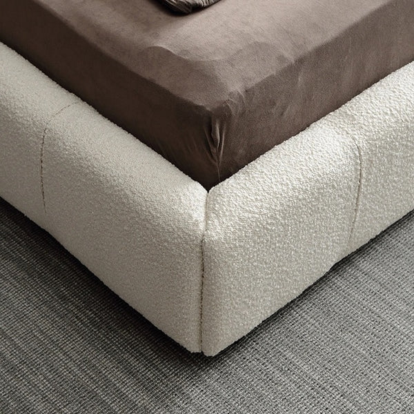 Nikoletta Bed